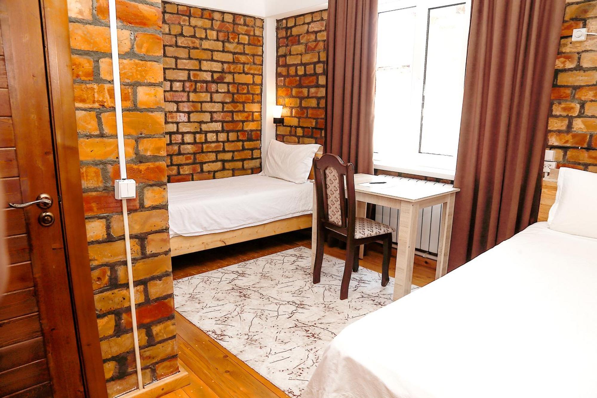 Hotel Good Night Jalal-Abad Extérieur photo