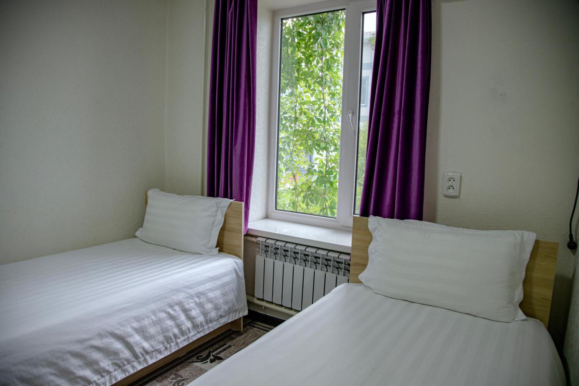 Hotel Good Night Jalal-Abad Extérieur photo