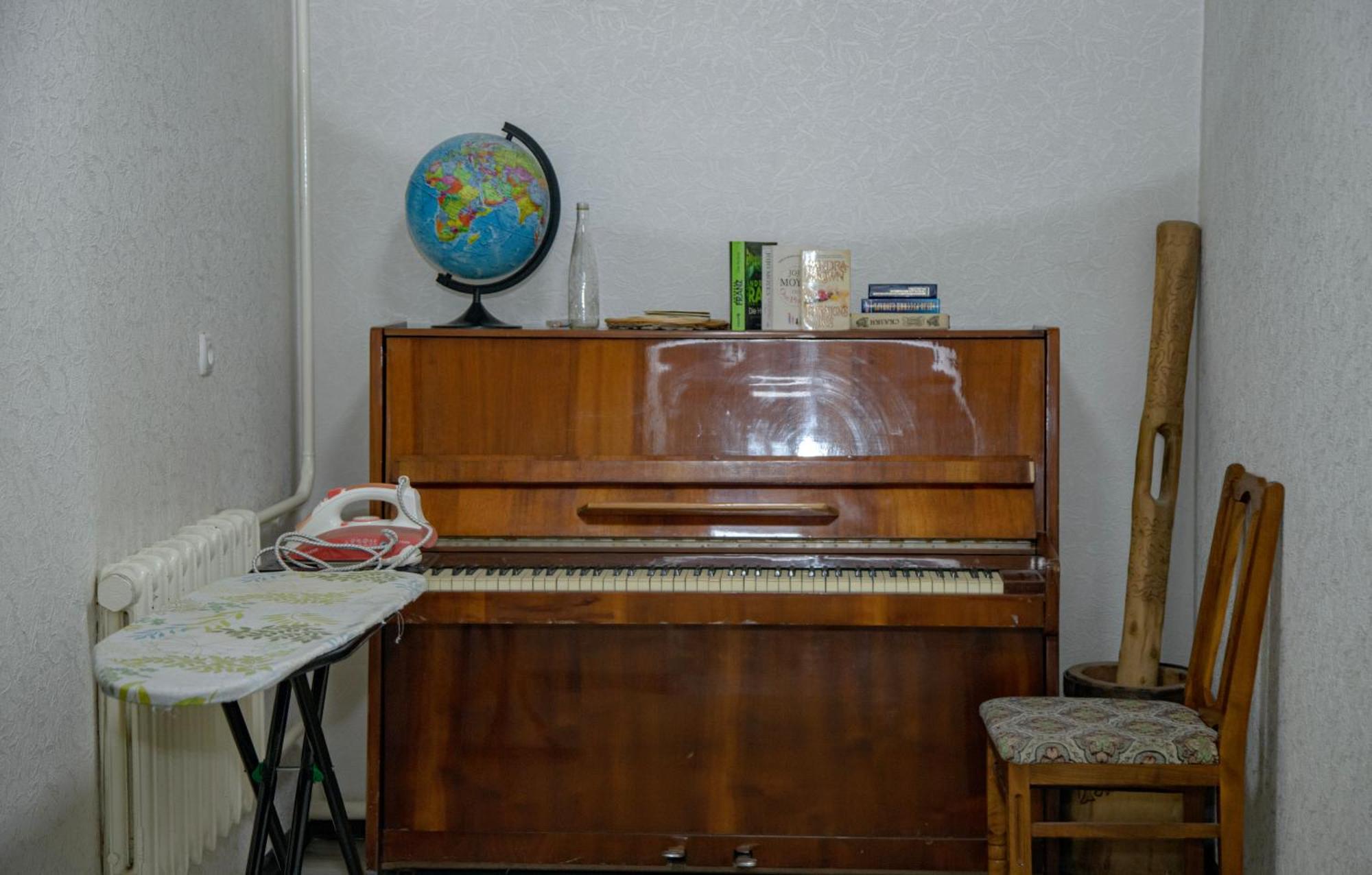 Hotel Good Night Jalal-Abad Extérieur photo