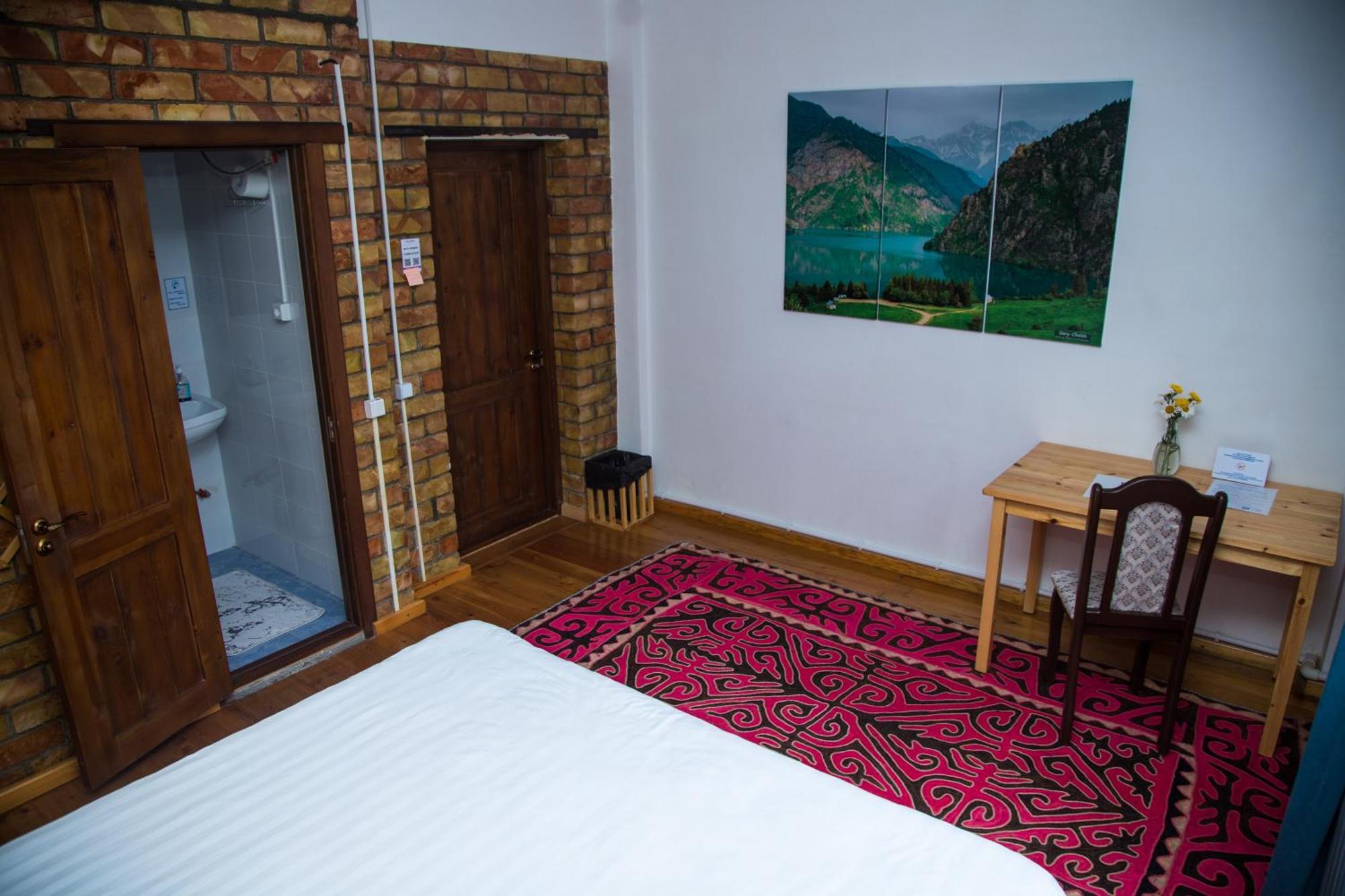 Hotel Good Night Jalal-Abad Extérieur photo